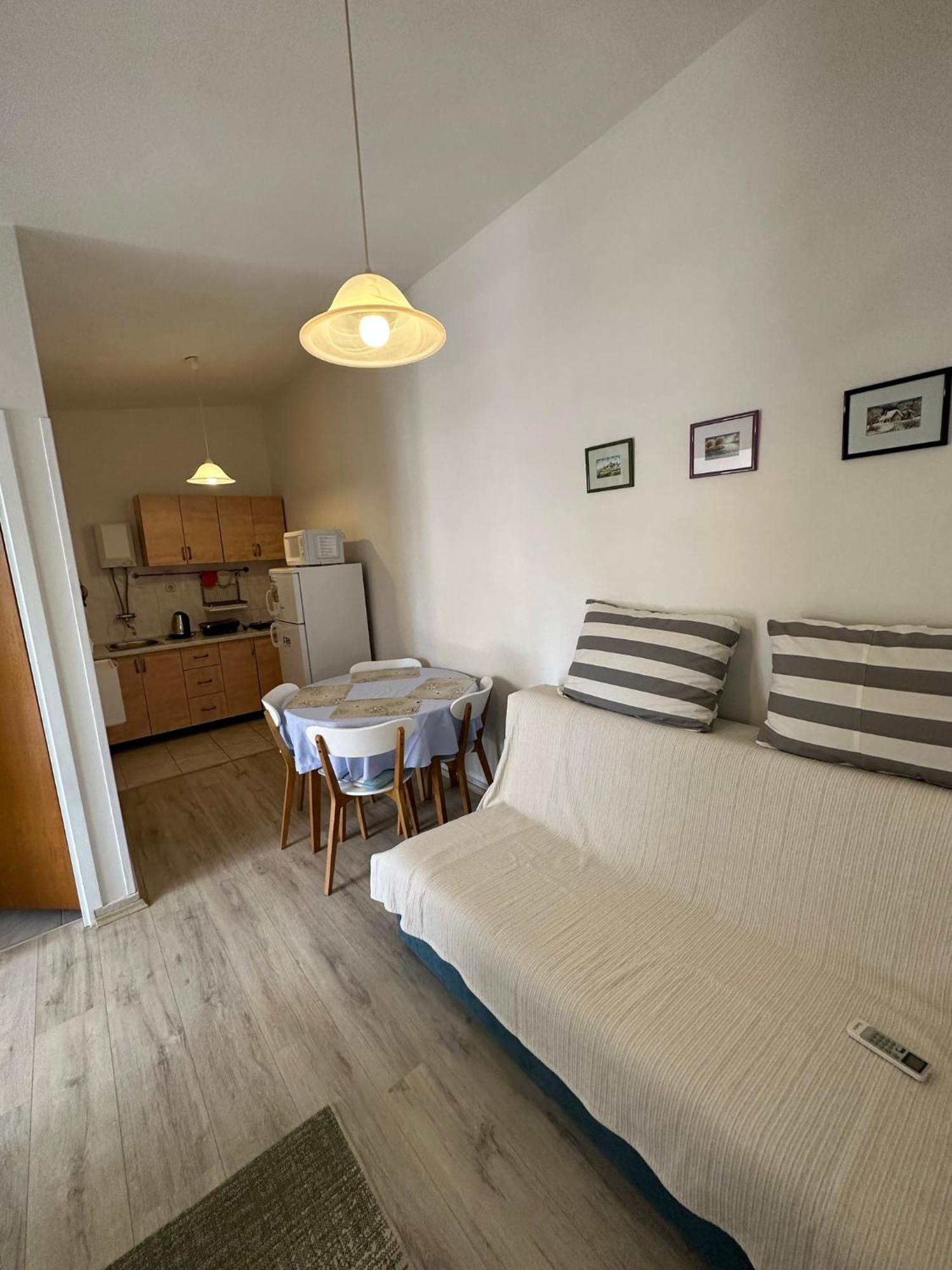 Apartmani Matovina Vir Luaran gambar