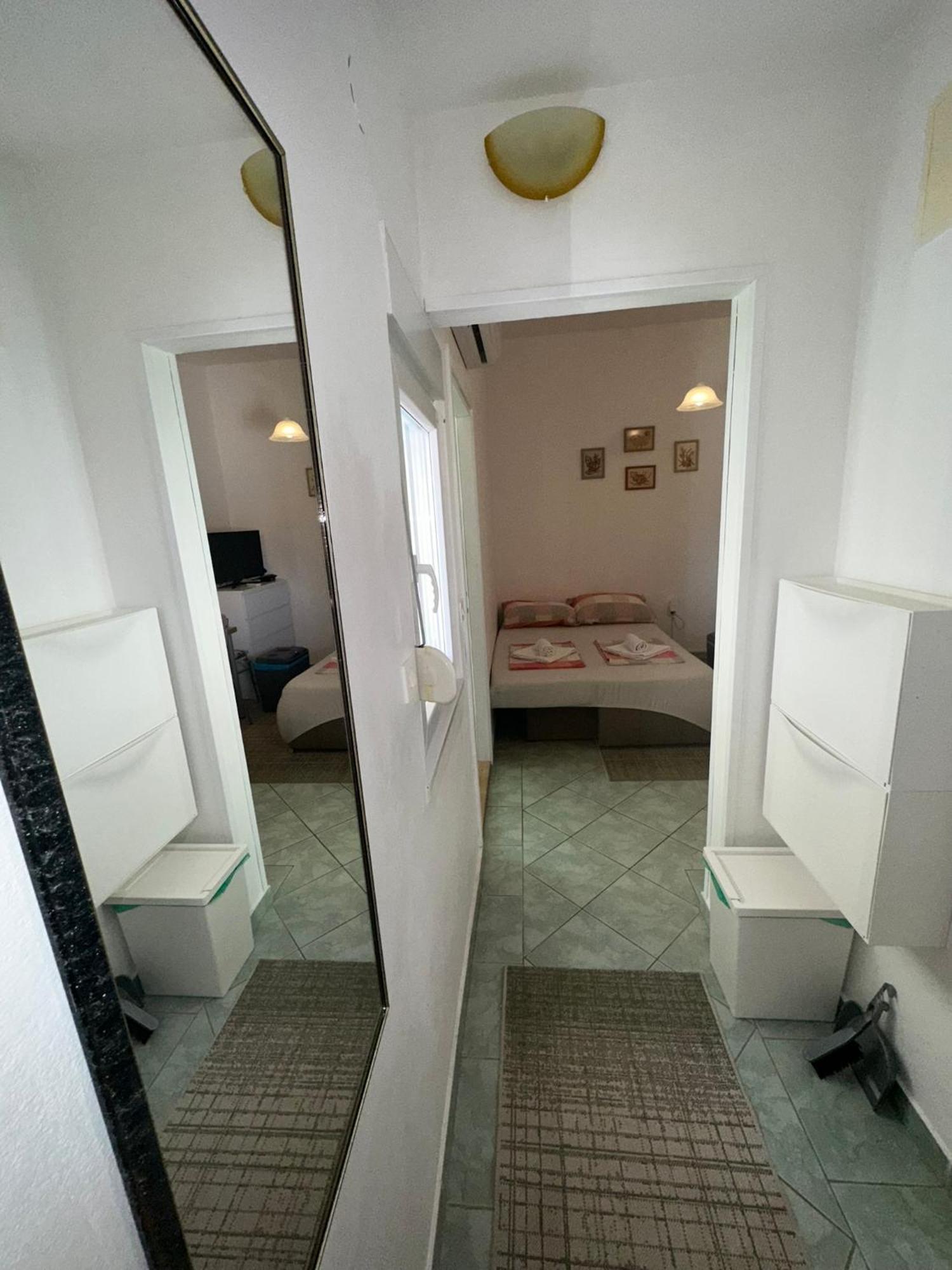 Apartmani Matovina Vir Luaran gambar